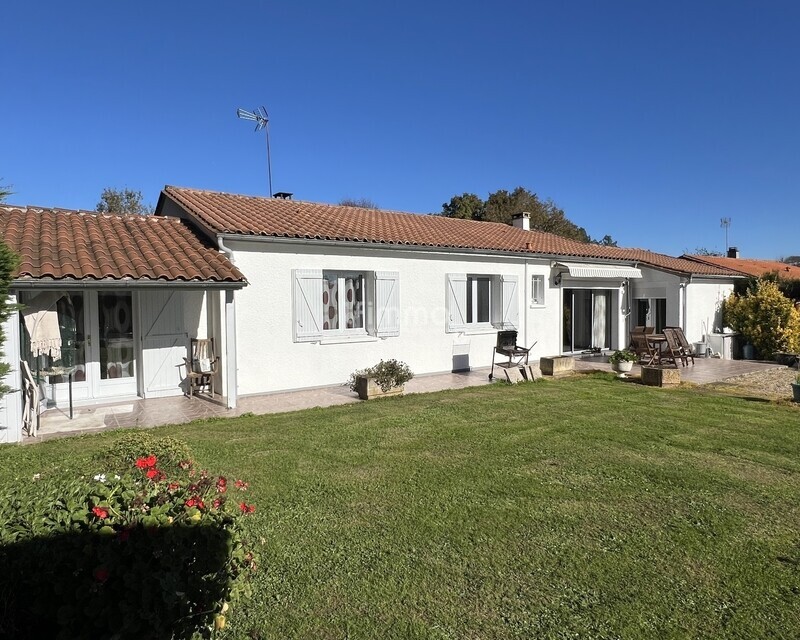 Maison au calme avec piscine - 24700 Montpon Ménesterol - Img 5423