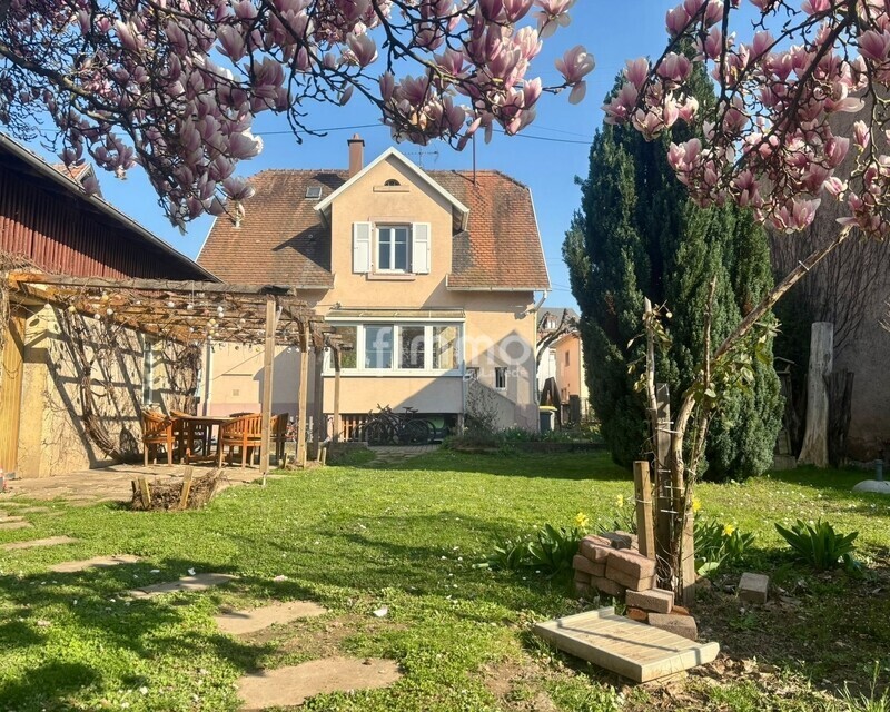 À vendre à Sélestat – Élégante maison de maître avec jardin arboré - Whatsapp image 2026-03-18 at 20.26.29  1 