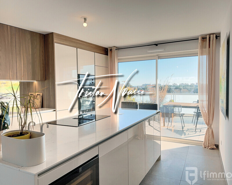 Appartement de standing de 120 m2 en 3 faces - Canet en Roussillon - 225