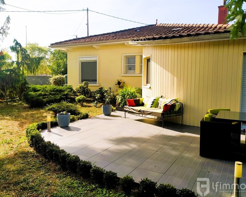 Maison villa de 5 pièces garage double et jardin - Img 20231012 152554