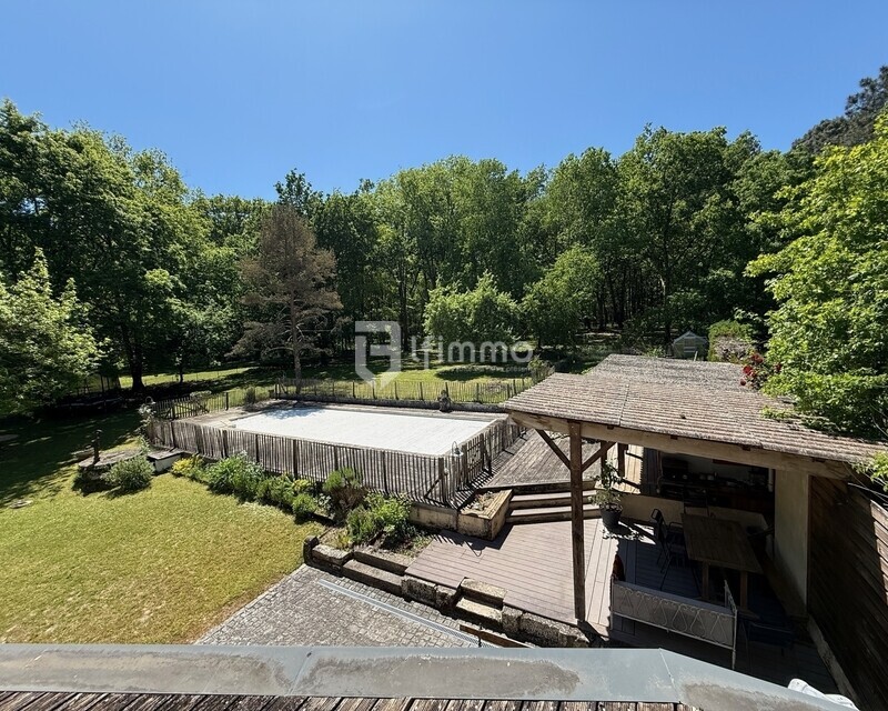 Propriété 320 m2 - parc 2 hectares - piscine - dépendance  - Img 9599