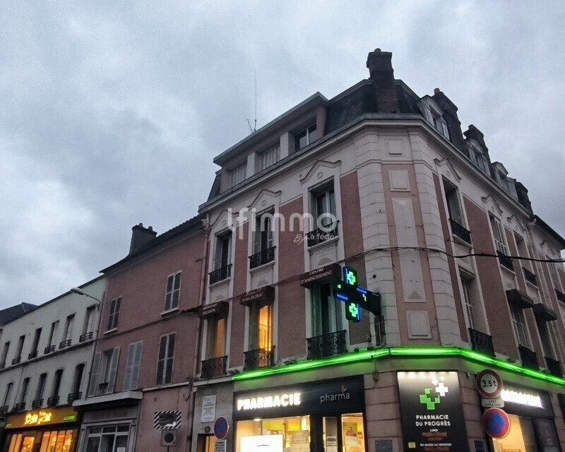 Un 84 m² au sol en plein centre, rentable et ultra bien placé ! - 1f588d33-af3f-44a0-a07d-2e5b01cee991