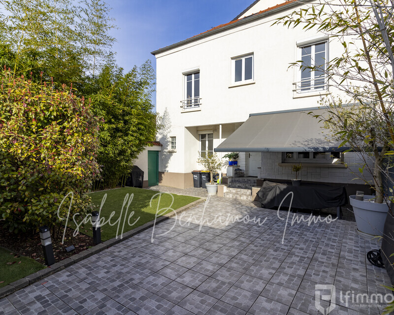 Villa "coup de coeur" rénovée avec jardin - facade