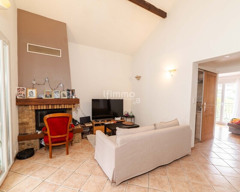 Maison 6 pièces de 126m2 - La Seigneurie 13009 - Img 2380