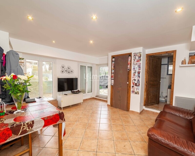 Maison 6 pièces de 126m2 - La Seigneurie 13009 - Img 2383