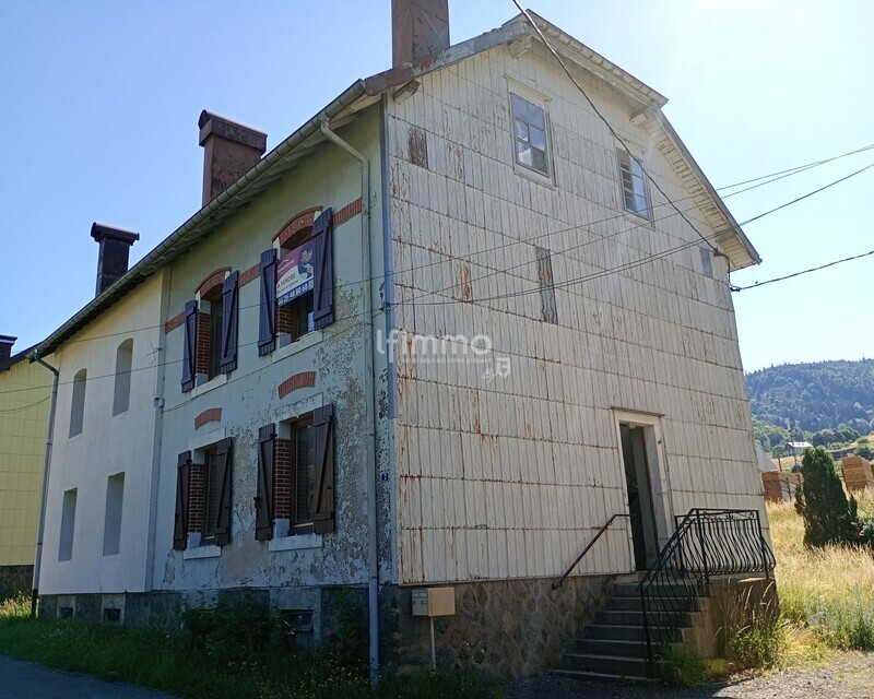 ensemble immobilier deux maisons jumelées dont trois appartements - Img 20250629 101723780 mfnr