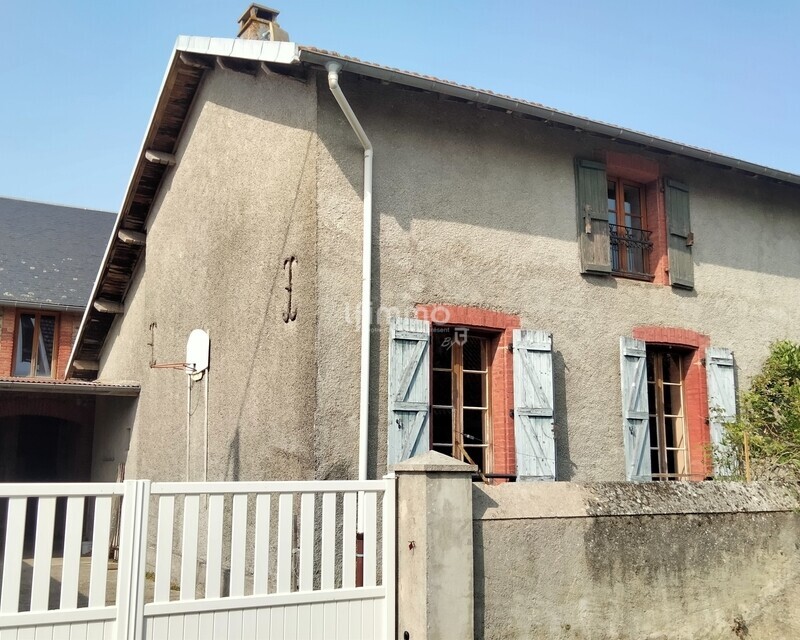 Maison 176 m²,4 chambres Ugnouas - façade sud