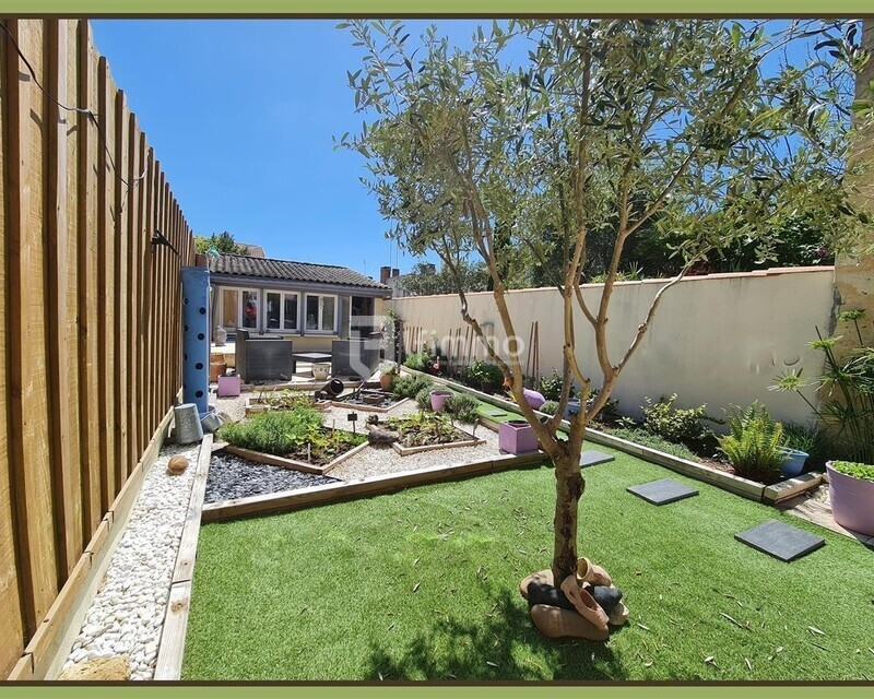 À vendre : Grande maison à Pauillac - 174 m² - Jardin serelle-001