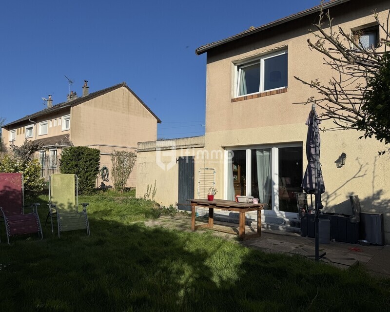 a vendre à le plessis-belleville, charmante maison de 72 M2 - Img 0878