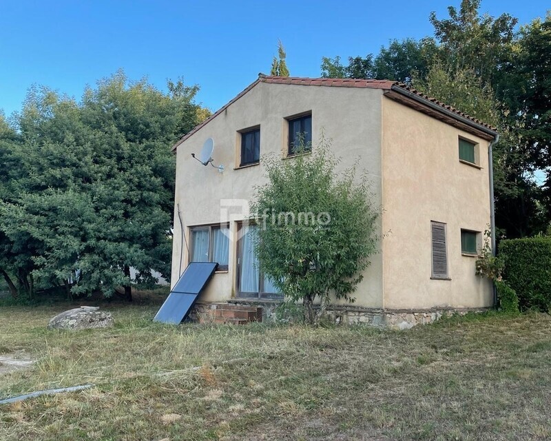 Maison  de T3 sur 2niveaux de 70M2 -  Terrain de 3013M2 -  - Img-20250418-wa0007