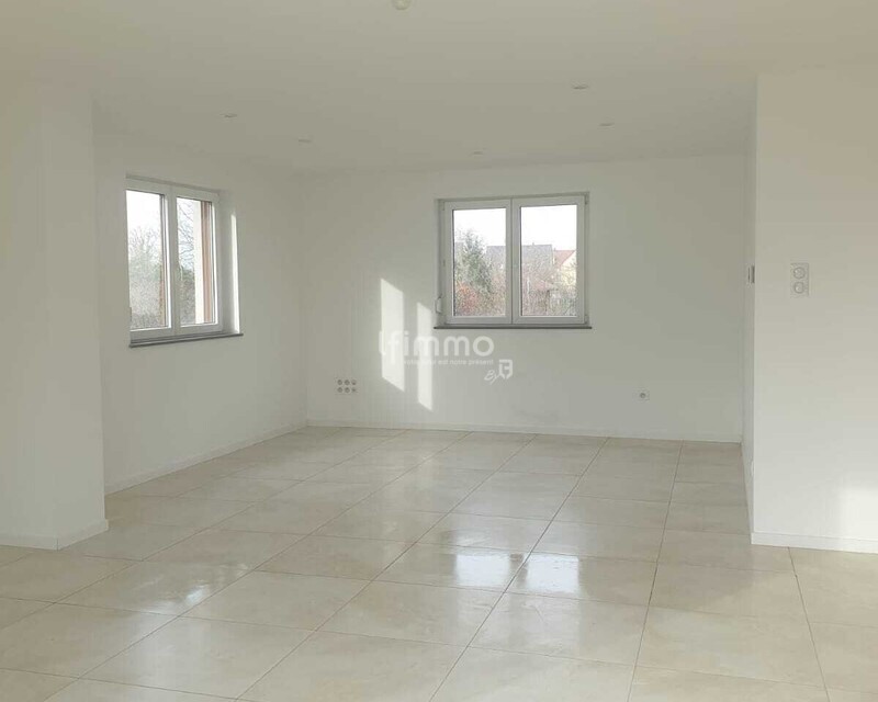 Maison de charme à vendre à Heiteren - Img-20250523-wa0015