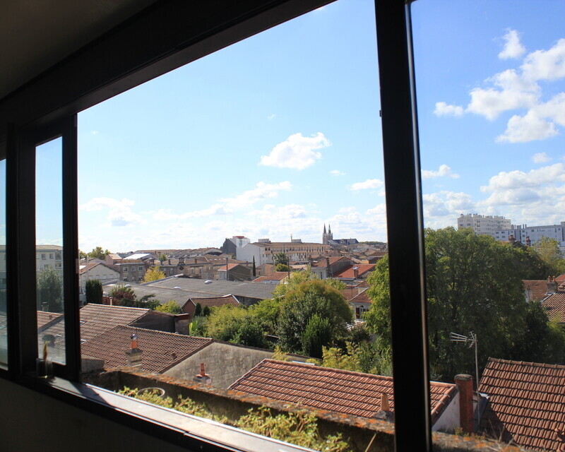Duplex avec loggia et parking – Bordeaux Chartrons - Img 1246