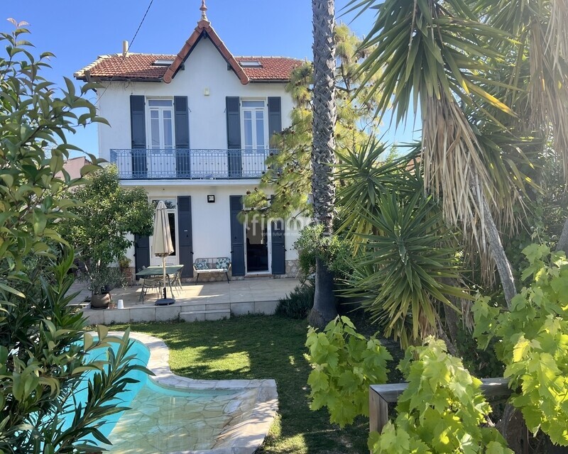 Sous Compromis/ 13012/ Maison/ Jardin/ Piscine/ Garage  - Img 4901