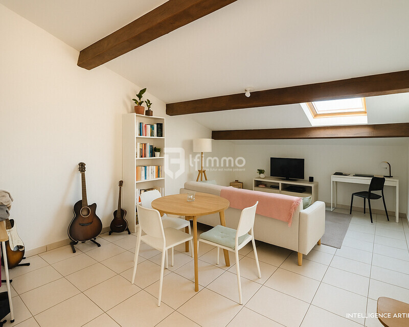 2 pièces plein de charme sous les toits au calme à Pégomas - E915585c-3411-4f6f-ba91-7bcc2f4ce615
