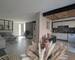 maison avec garage et jardin, quartier calme  - Pxl 20250508 091043953.mp