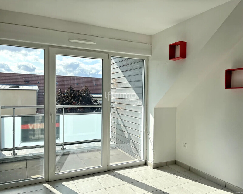 Bel attique quartier des maraîchers - Ia generated 1763460581