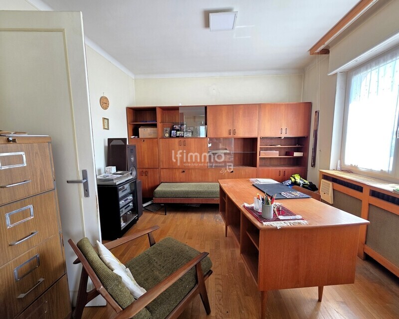 Maison 122m² à rénover – Beau potentiel à Cernay (68700) - salon