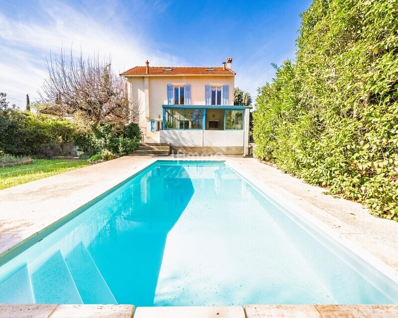 12ème/ Maison/Terrain/Piscine/Stationnements - Phmaidehors