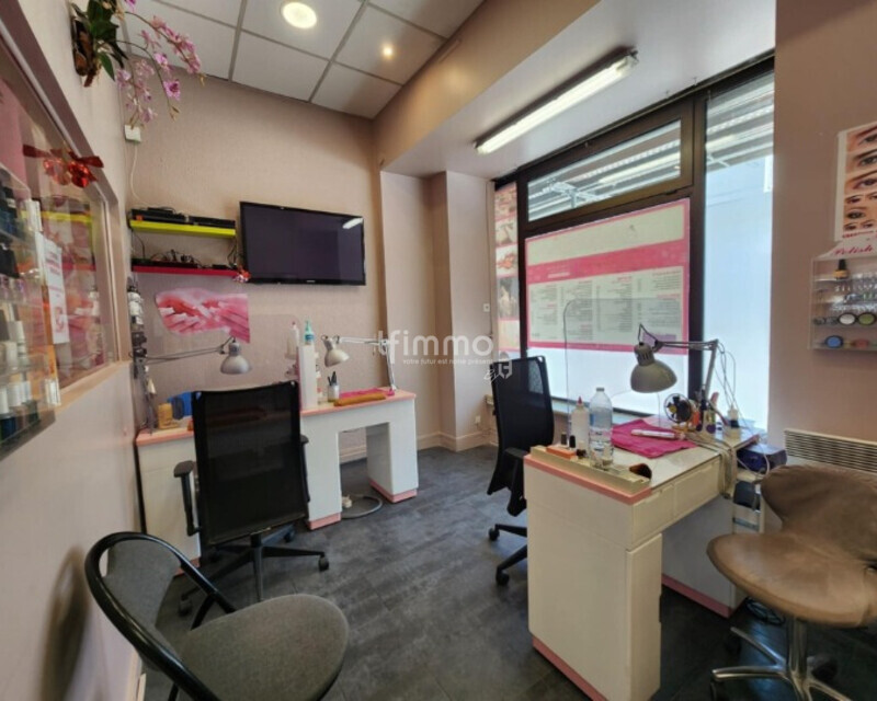 Murs commerciaux sans fonds de commerce - 2ae6b9e8-77d2-4934-94bd-68bc4644dfab cleanup