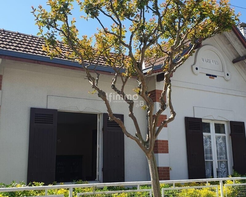 Maison Arcachonnaise extérieur, garage « à saisir sur offre de prix » - Façade
