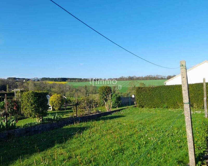 Terrain à bâtir de 680 m² à Plogonnec 29180 - Img-20250515-wa0003