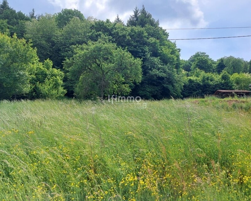 Terrain constructible de 755m² - 3126cf4c-4325-46f6-a979-2f7271ecc1d8