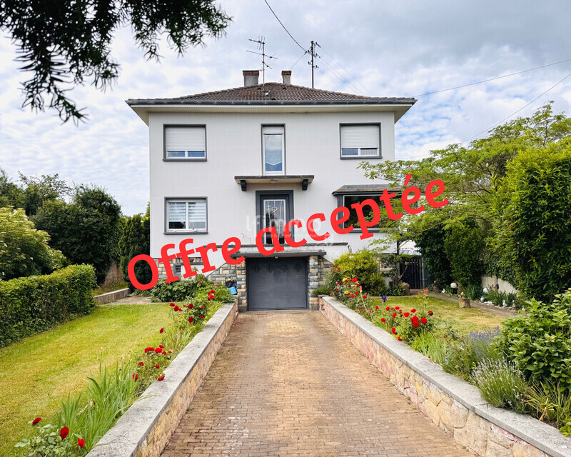Grande maison familiale avec terrain – Secteur calme et bien desservi - Offre acceptée