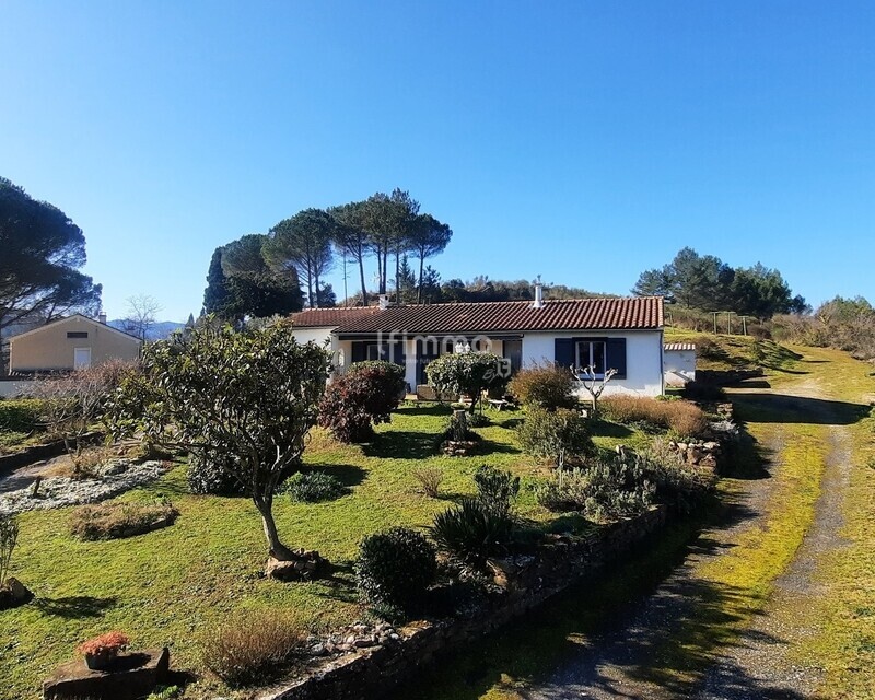 Villa de plain-pied avec vue - 20250204 120123