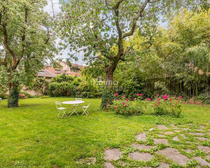 Maison 355 m² + dépendance 100 m² jardin 1130 m² - Pilat 04