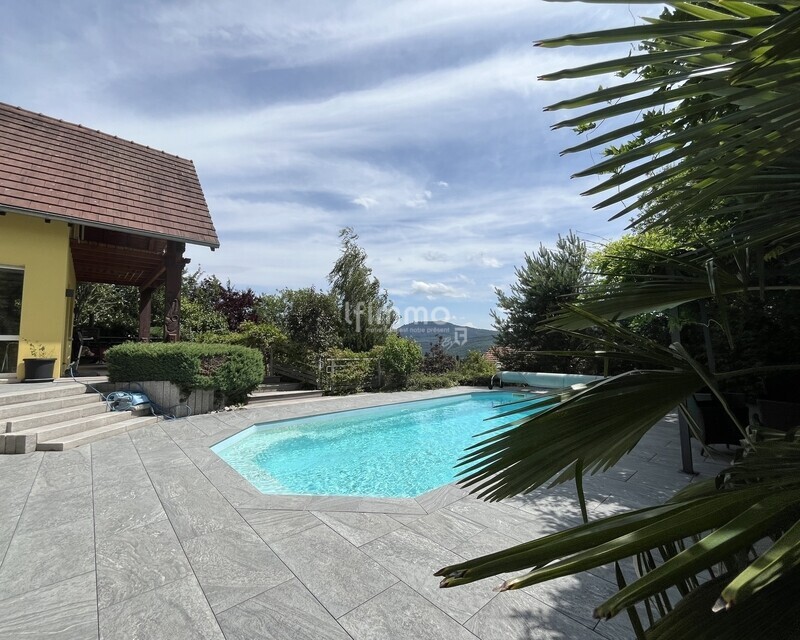 Maison au calme de 193m² - Img 2298