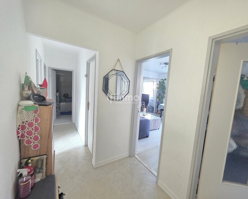 Illzach (68110) – Appartement F4 vendu loué - dégagement