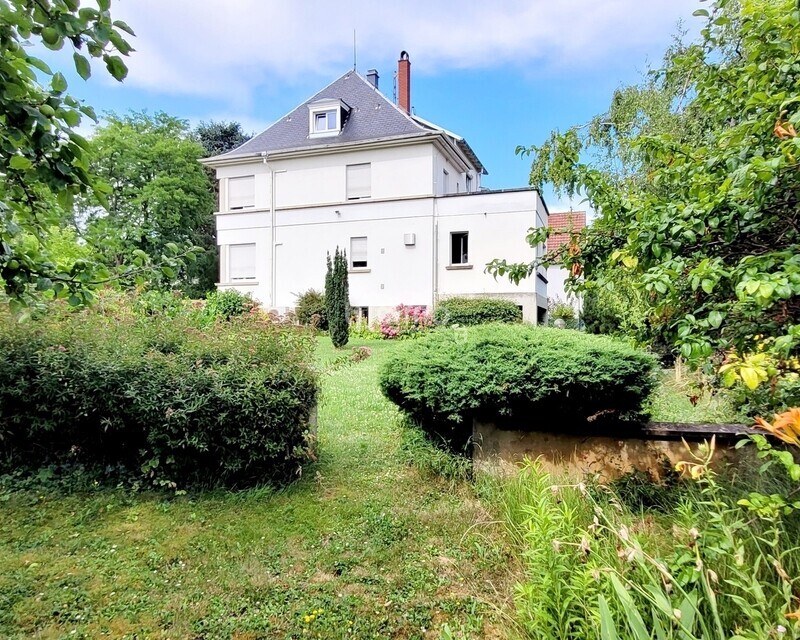 Maison bourgeoise 277m2 sur 12,5 ares - Jardin
