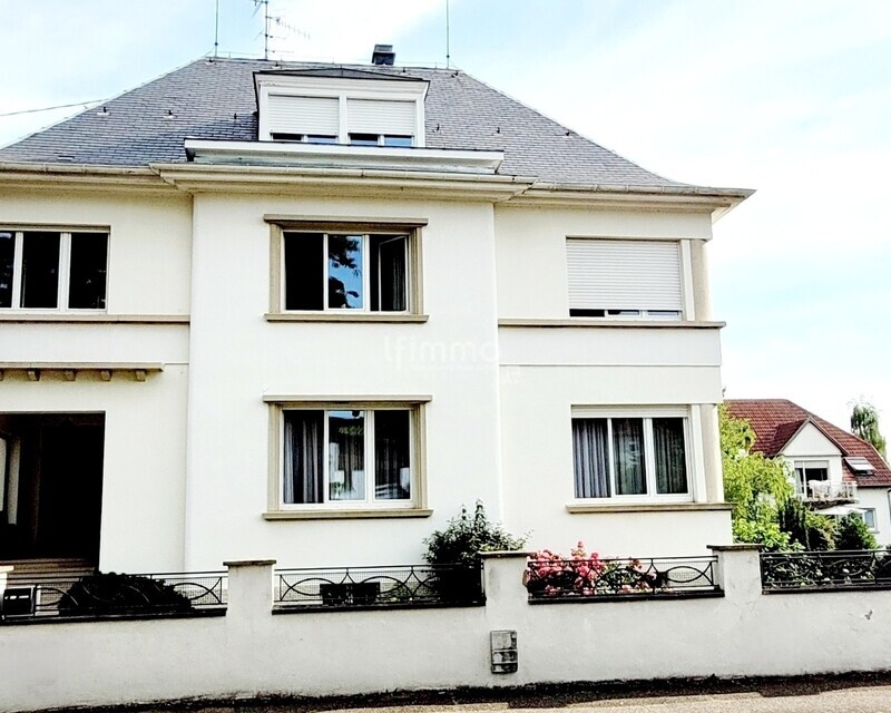 Maison bourgeoise 277m2 sur 12,5 ares - Maison de face