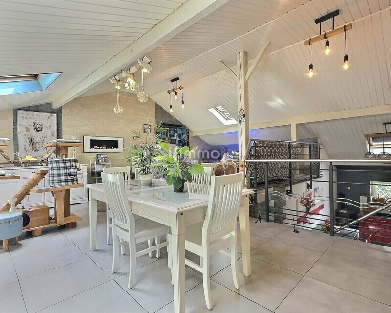Maison T5/6 de 151 m2 avec 4 chambres  - Exposio 132640708