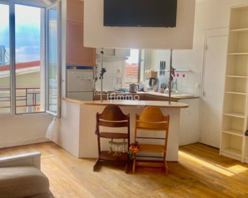 Bas Montreuil- Solidarité Carnot- Appartement 2P 41m2-Cave - Espace cuisine jpg