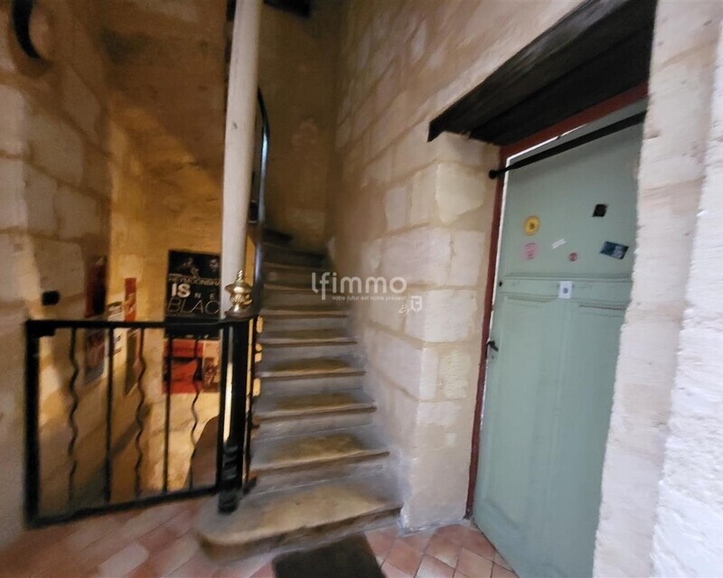Maison en pierre de 146 m² à 50 m de la Place Camille Jullian - 20250805 134609