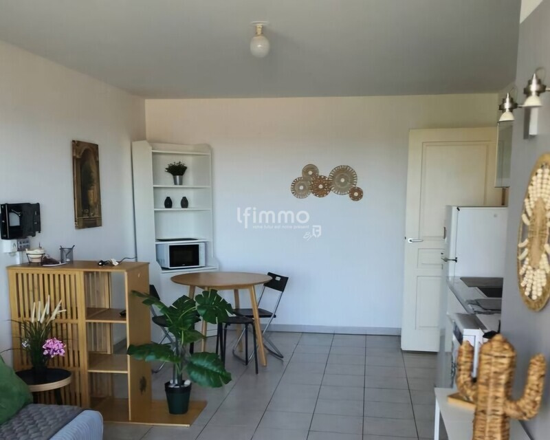 T2 37M2 + Box fermé 13010 - B-p1-1