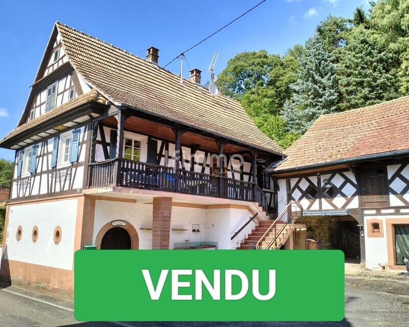 Maison alsacienne avec 2 dépendances, sur 33 ares - Vendu