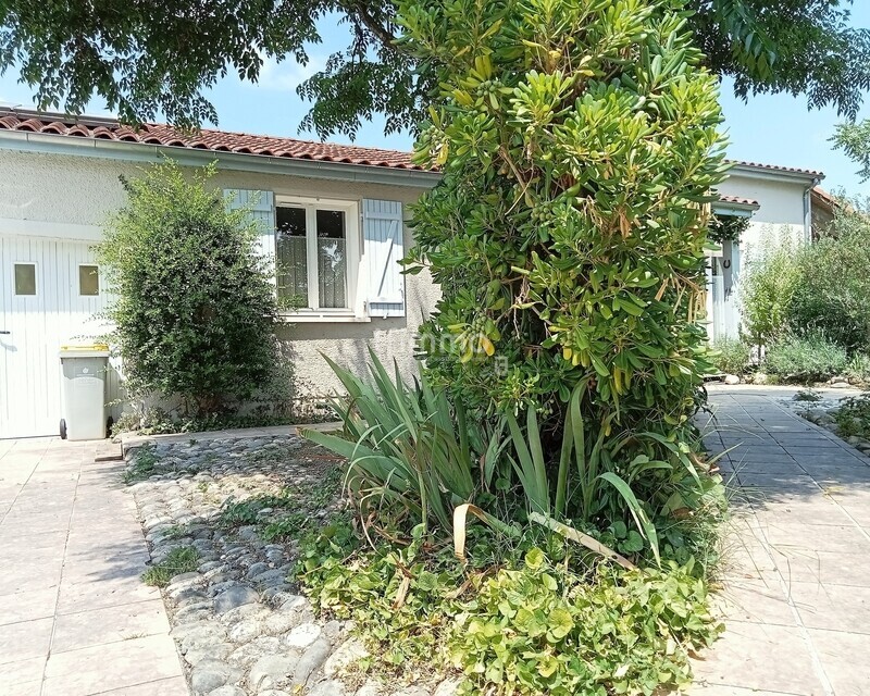 À vendre – Andrest maison plain pied - Façade sud