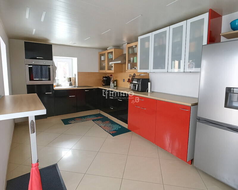 Maison familiale 100m² - 06c5bf2b-8099-4859-8599-bf79c099875d