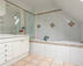 Le Raincy- Maison 200m2 + sous-sol total- 9P/5CH- Terrain 900m2 - salle de bains
