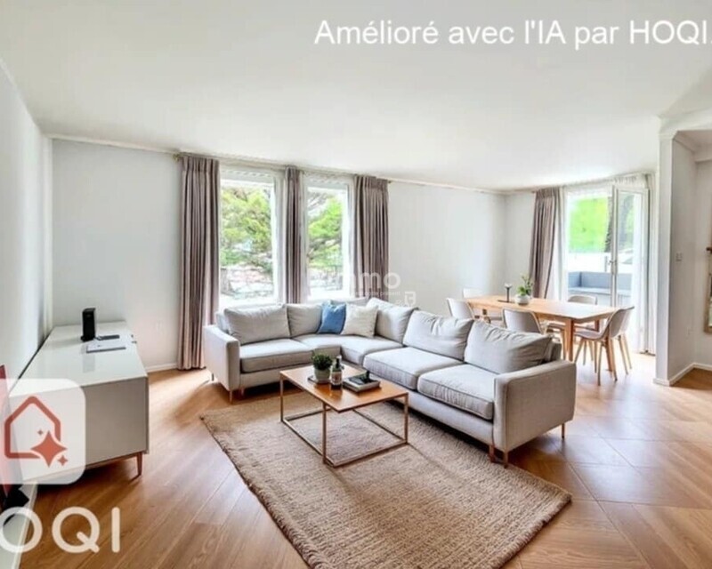 Duplex avec un bel extérieur - Eaa2edc9-cb7d-40b0-b682-61122b8ad70b