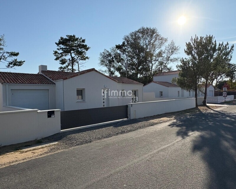 Maison neuve  4 pièces St Jean de Monts - Img-20250801-wa0016
