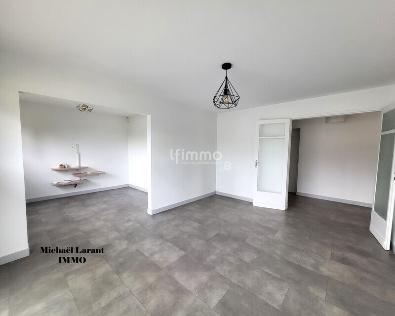 Ambarès et Lagrave maison 3 chambres de 96m2  - Piece de vie