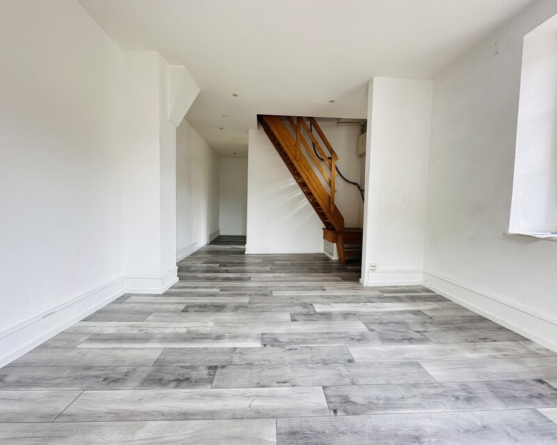 Appartement  avec jardin et parkings - Img 7749  002 
