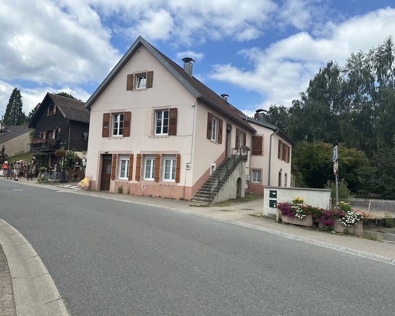 Appartement  avec jardin et parkings - Img 7718  002 