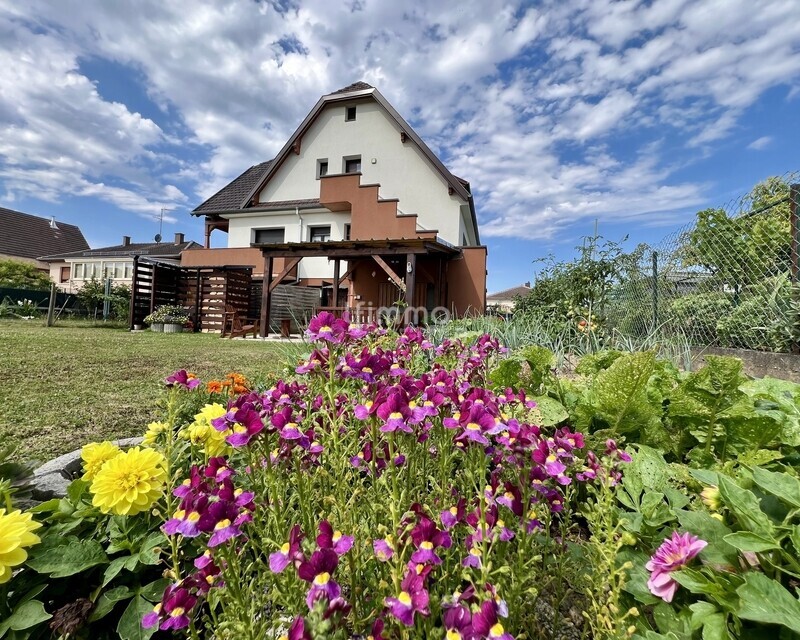 Appartement coup de cœur dans maison bifamiliale   - 67f933d8-c04e-4e97-83f9-beadfe5cbaac