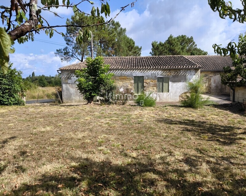 Maison de 52 m2 à rénover sur une parcelle d'env. 800m2 - Img 20250719 110712