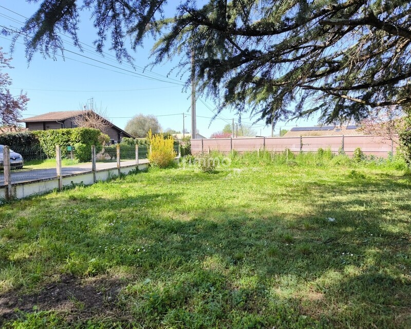 Terrain de 750 m2 en première ligne - Img 20250405 131444