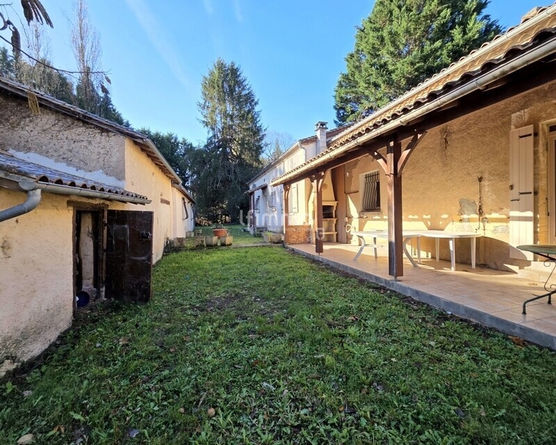 🏡 Grande maison familiale – 206 m² – Parcelle 17 457 m²  - 20251118 110811